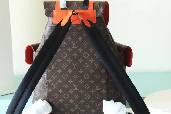 VUITTON MM LOUIS CHRISTOPHER 0531